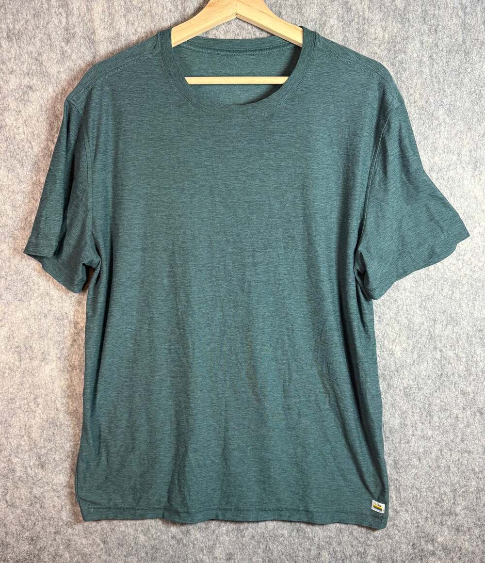 Vuori Strato Tech Short Sleeve T-Shirt Mens Large Green Athleisure V126